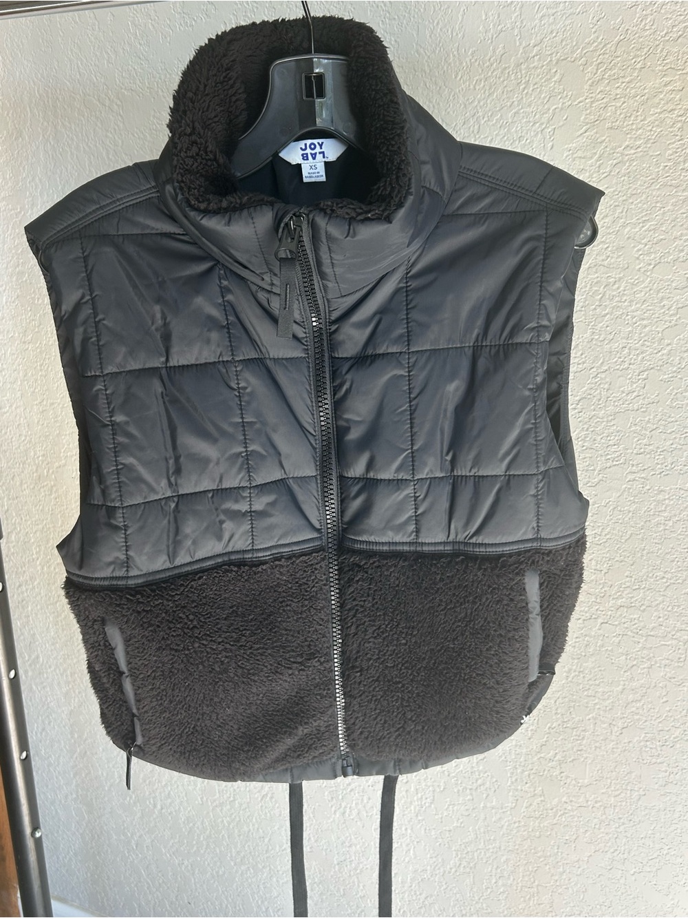 JoyLab Lined Black Sherpa Vest - Women's - Picture 8 of 8